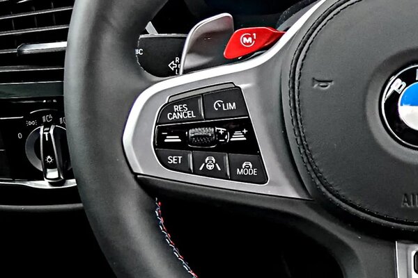 BMW M5 Steering Controls