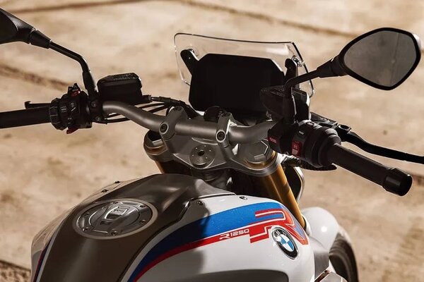 BMW R 1250 R Console View