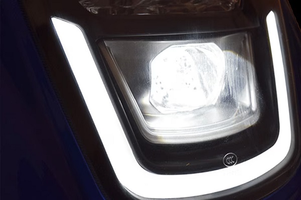 Fujiyama Spectra Pro Headlight