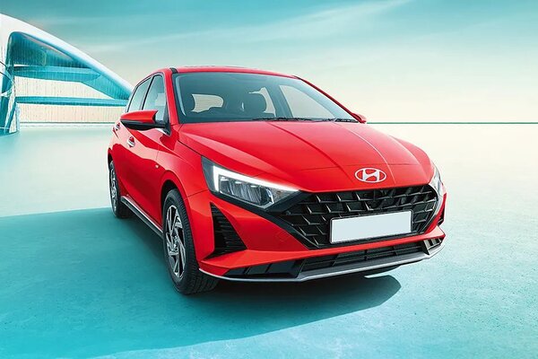 Hyundai i20 Front Left Side