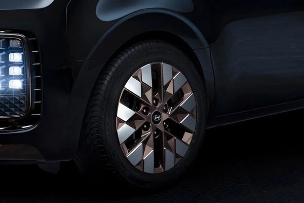 Hyundai Staria Wheel