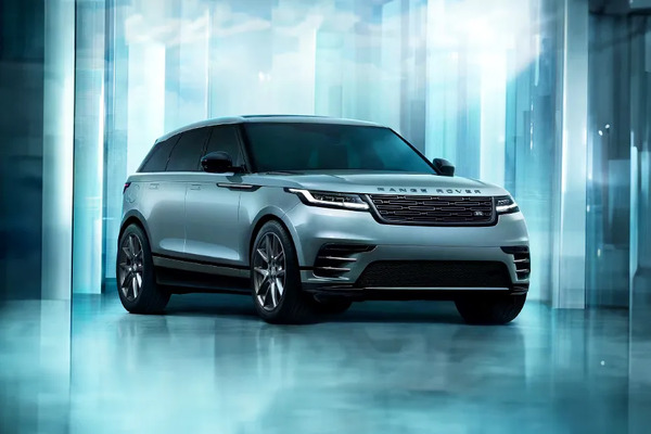 Land Rover Range Rover Velar Front Left Side