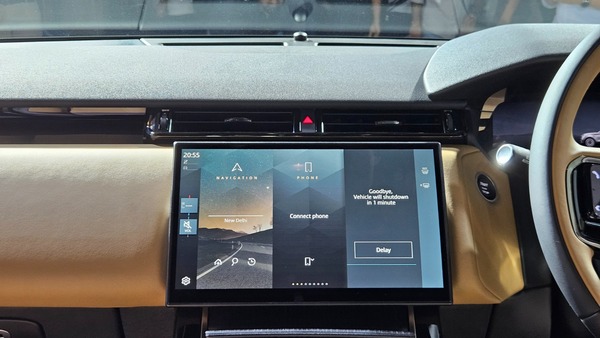 Land Rover Range Rover Velar Infotainment System
