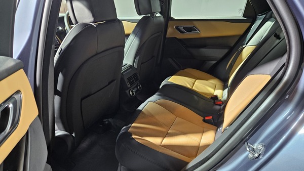 Land Rover Range Rover Velar Rear Seat