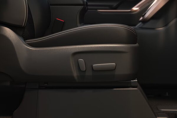 Maruti Suzuki Invicto Seat Adjustments Control