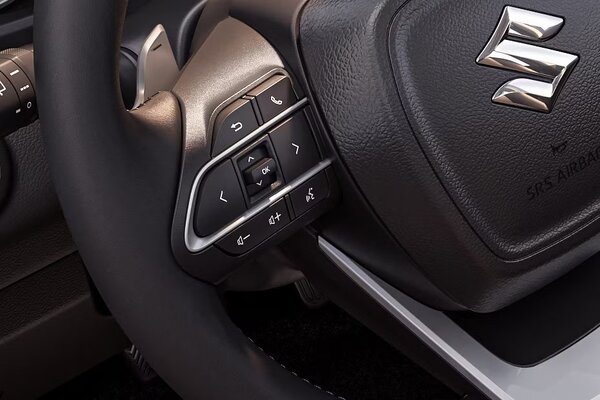 Maruti Suzuki Invicto Steering Controls