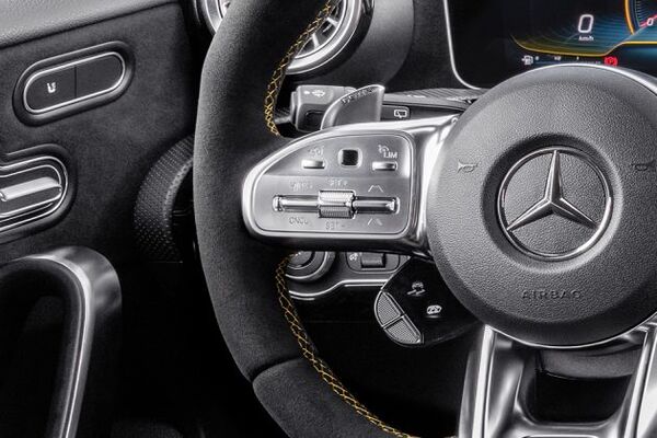 Mercedes-Benz AMG A 45 S Steering Controls