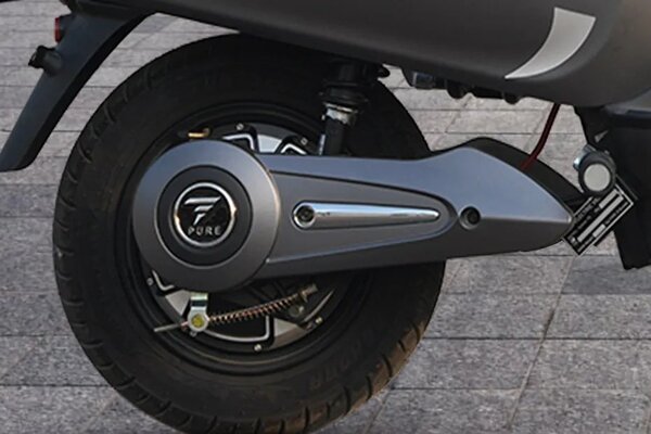 PURE EV EPluto 7G Pro [2023-2024] Rear Tyre View