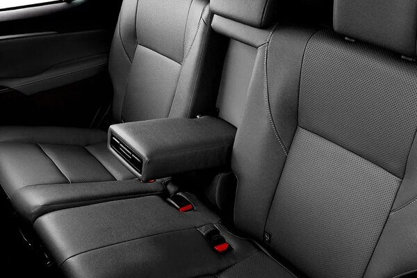Toyota Fortuner Rear Arm Rest Close View