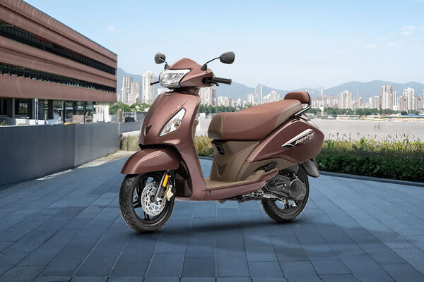 TVS Jupiter [2013-2024] Front Left View