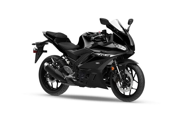 Yamaha R3 Front Side View